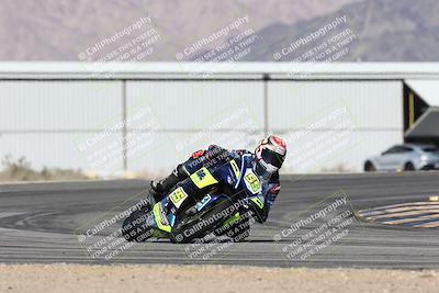 media/Jan-15-2026-Racers Edge (Thu) [[dfebeb70ab]]/2-A Group/Session 3 (Turn 16)/